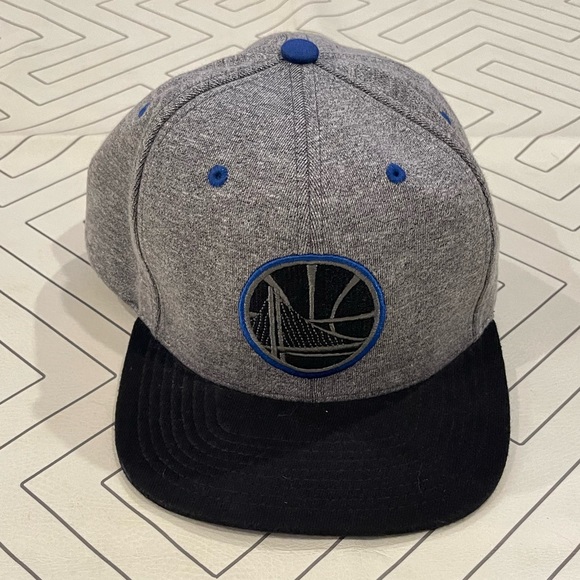 New Mitchell & Ness Golden State Warriors Snapback Hat - Picture 2 of 11